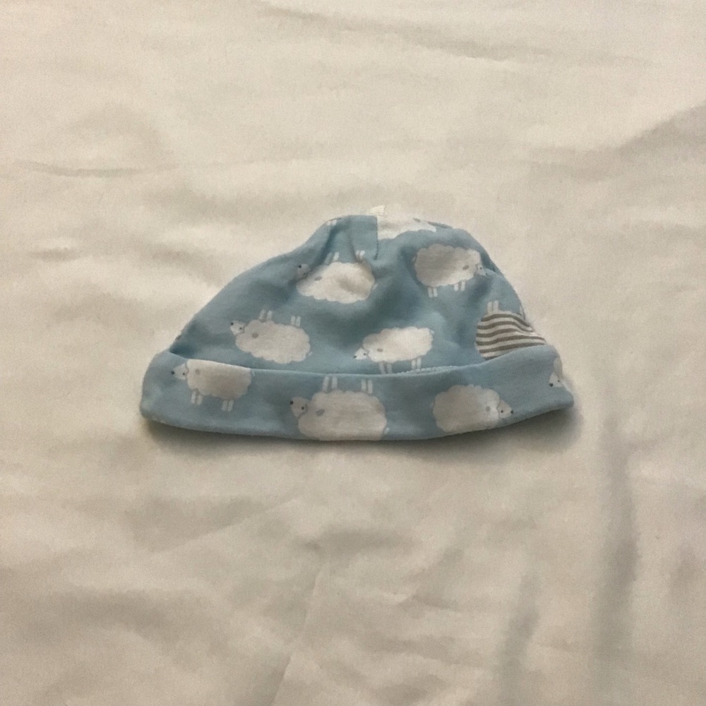 (Like New) Just One You Hat
